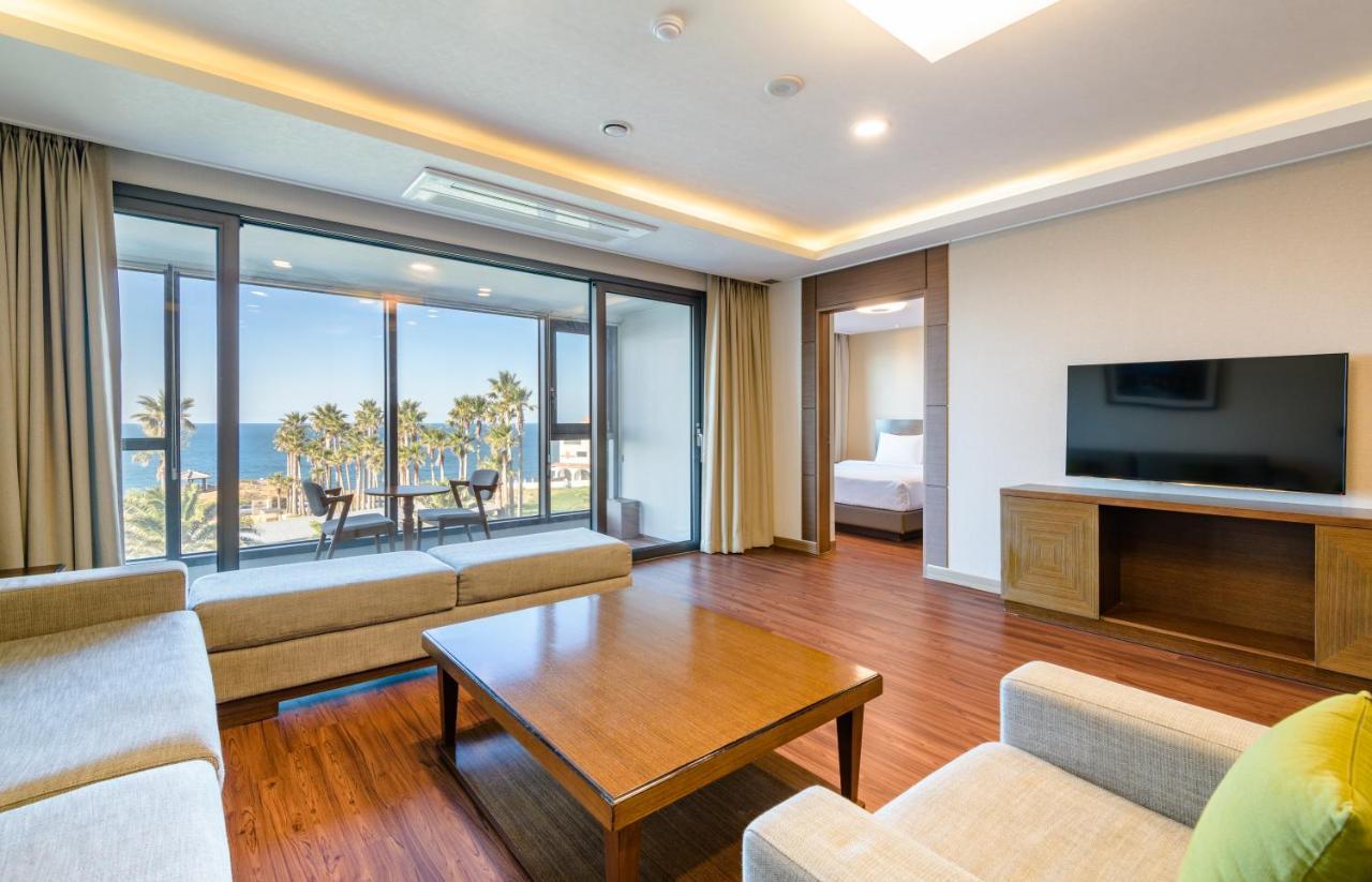 Uni Hotel Jeju Ngoại thất bức ảnh
